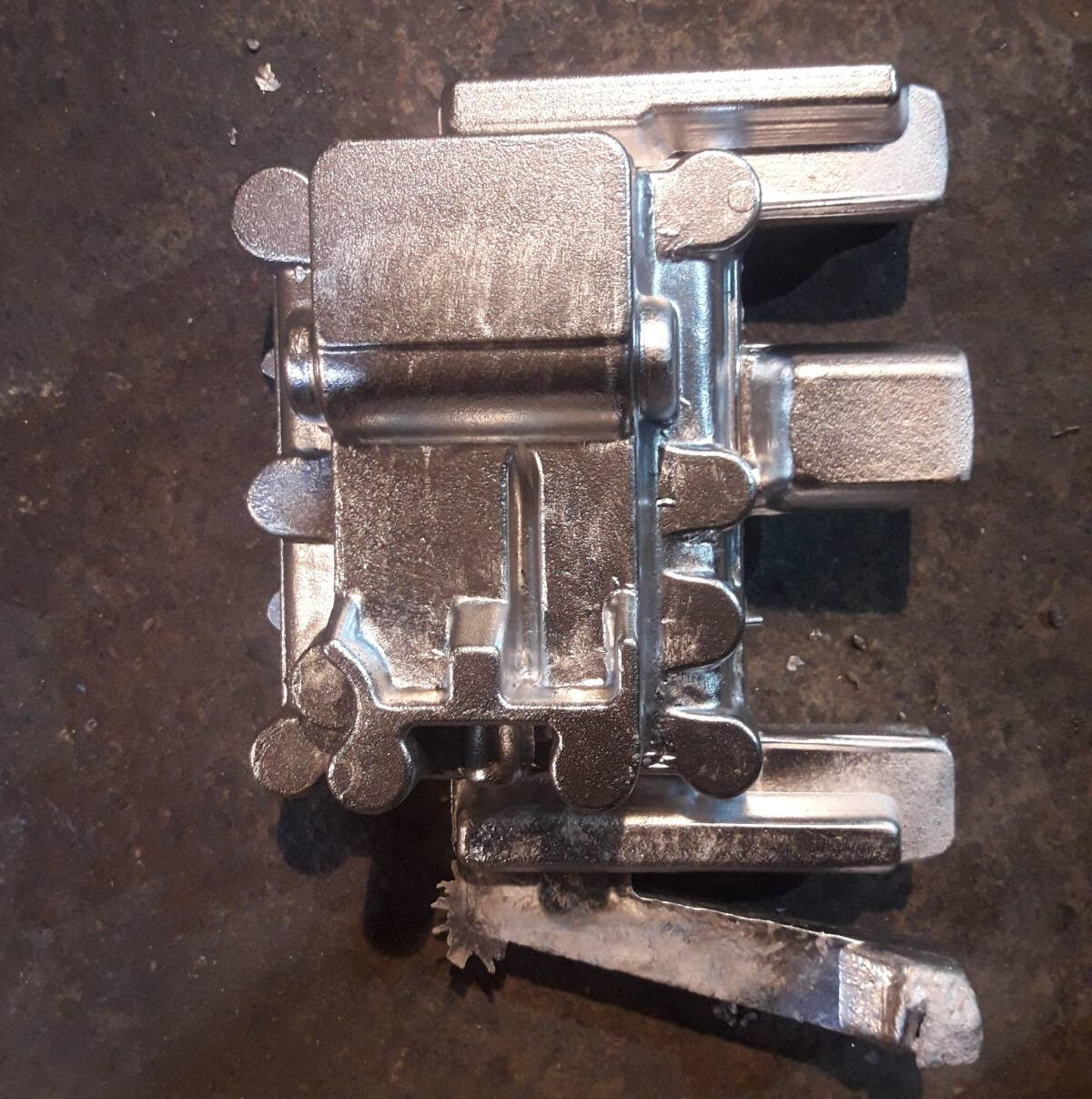 cena aluminijuma, plastikacija metala
